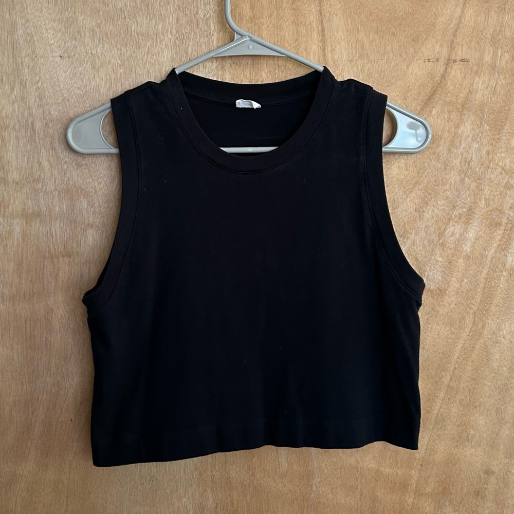 Wilfred Free muscle tank crop top
